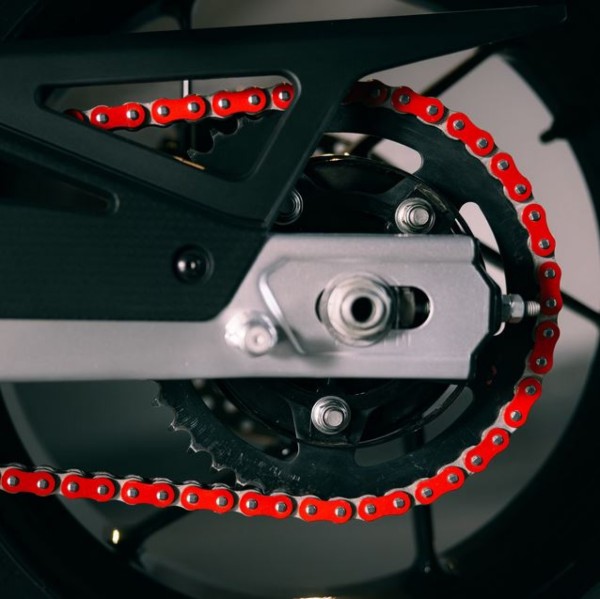 Kette rot, Teilung: 520/106 für Aprilia RS 457 /Tuono 457
